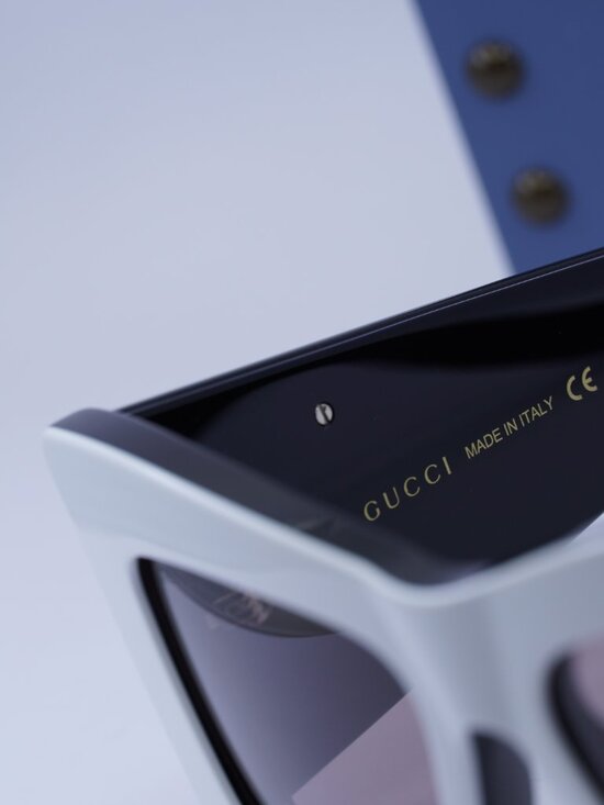 Gucci GG1842S 006 Square Sunglasses - White/Black\\Brown main image 5